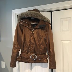 Nils beautiful, classy, like new, mint condition